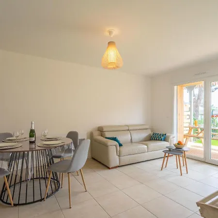 Wangari By Interhome